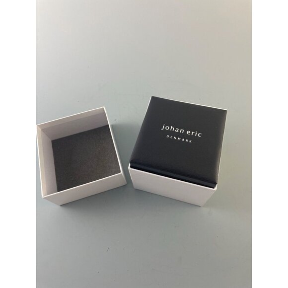 New Johan Eric Ladies ARHUS Watch MOP Silver Tone Mesh Band Swarovski Crystals - Picture 7 of 8